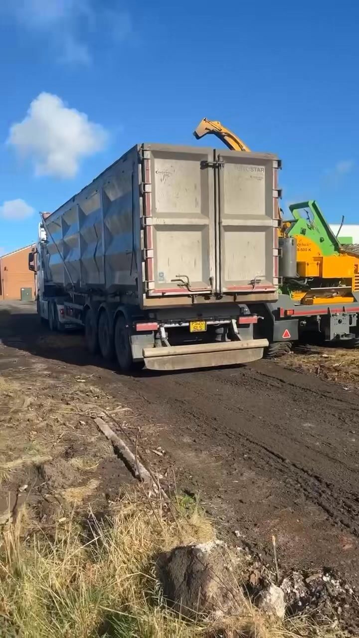 Instagram post from doddtreecontractors. This post is in position 14.