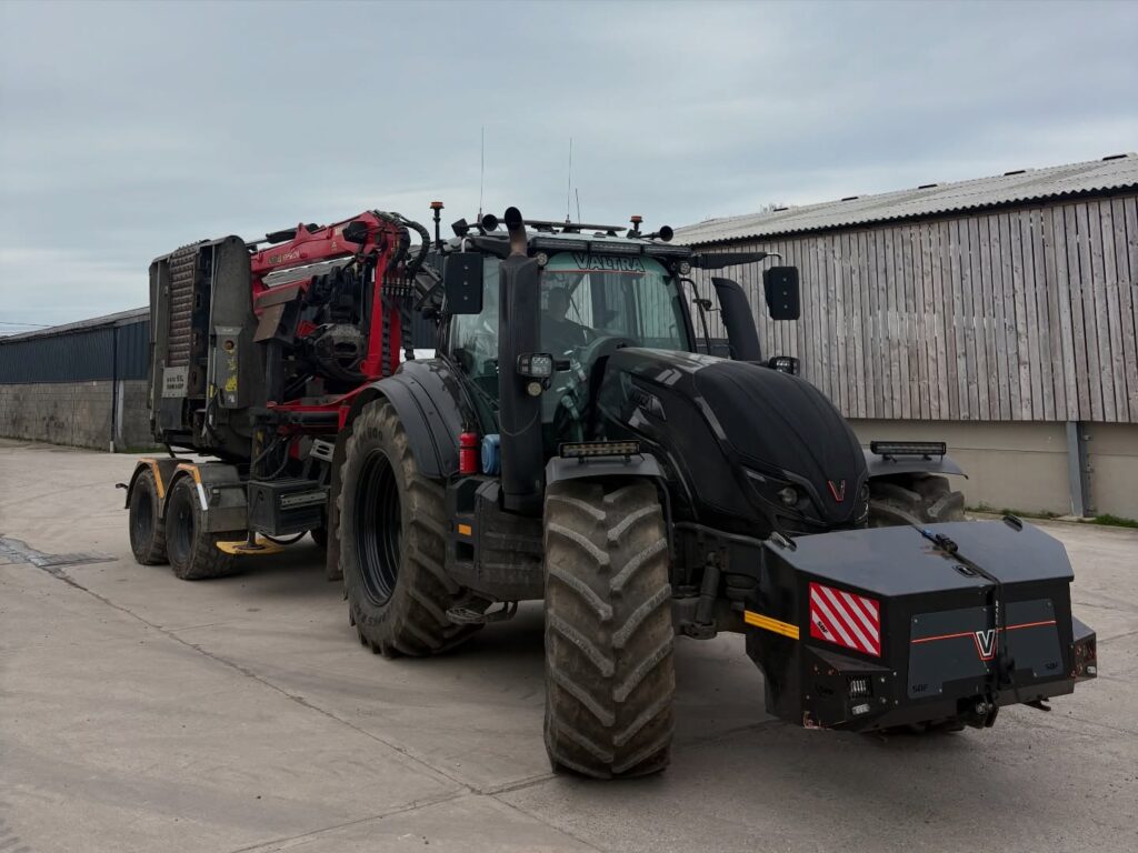 Instagram post from doddtreecontractors. This post is in position 1.